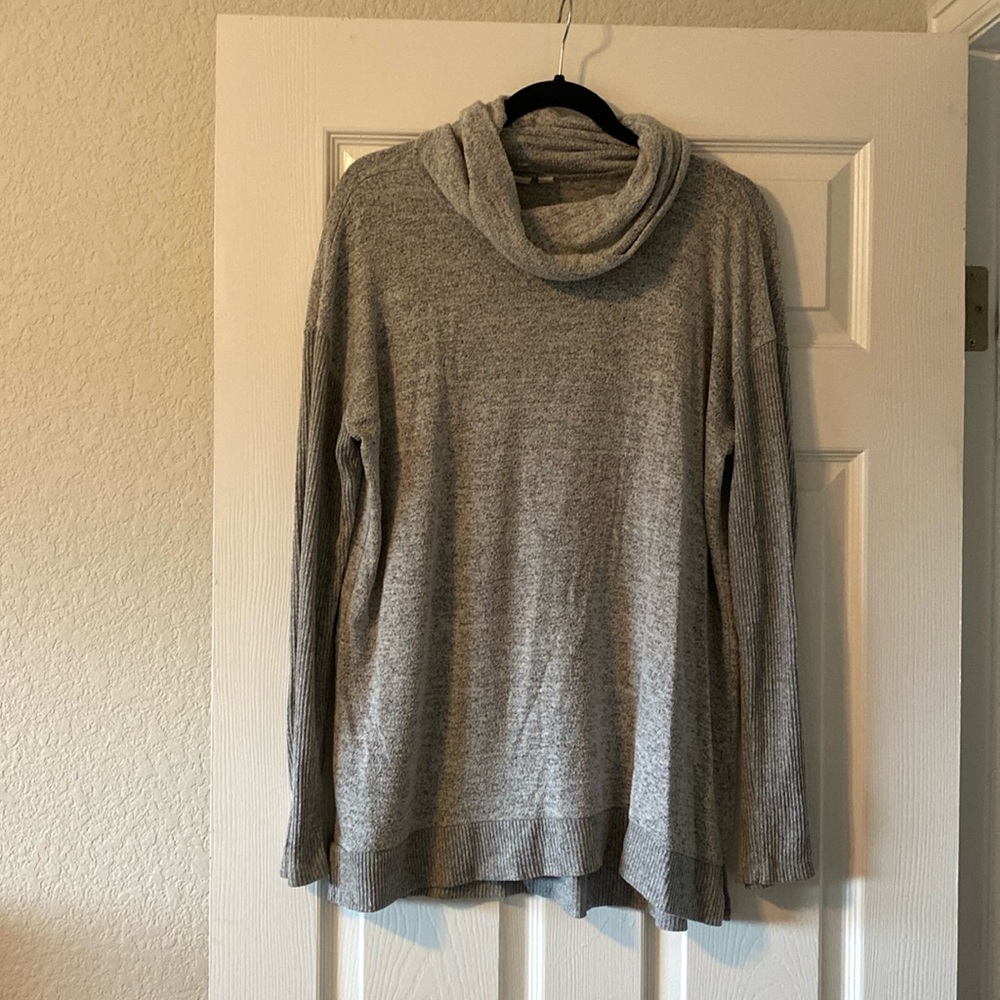 Gap Sweater